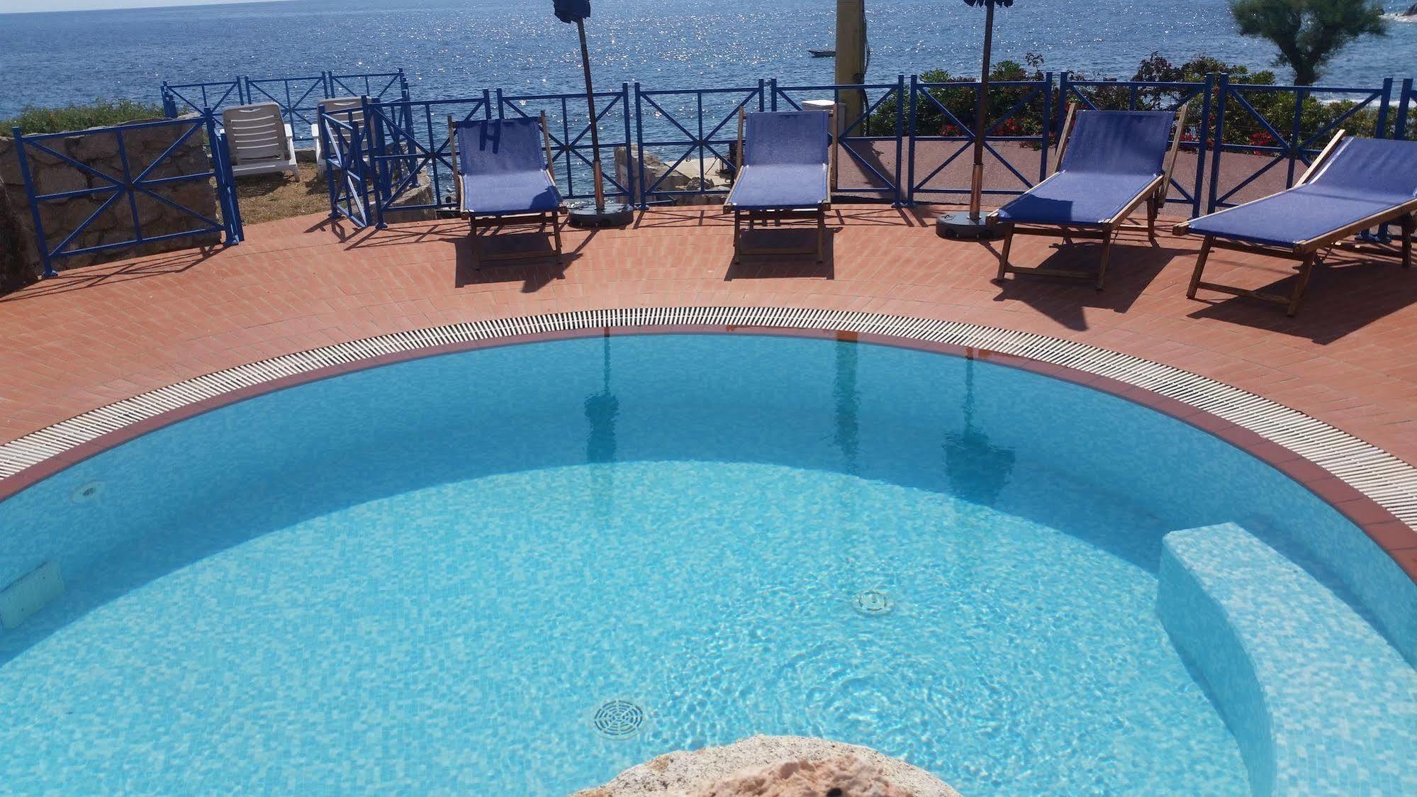 Hotel Il Perseo Chiessi المظهر الخارجي الصورة